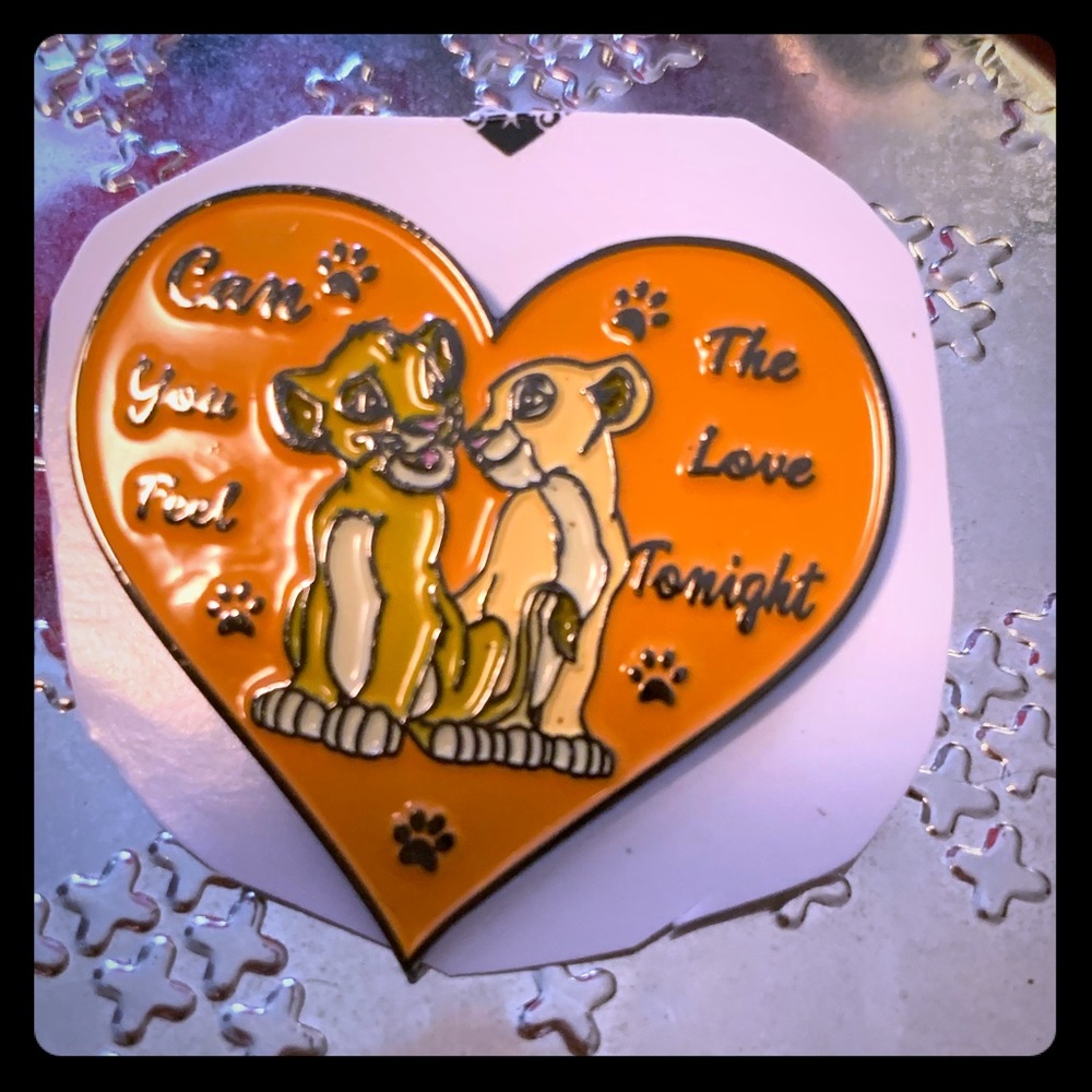 Lion king pin simba and Nala